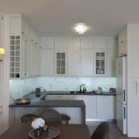 Lägenhet Luxury Business Apartment Vlorë